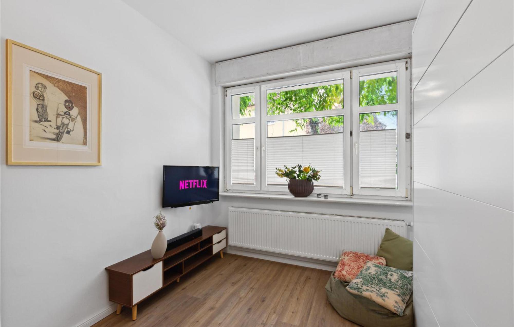 Pet Friendly Apartment In Naumburg With Kitchen Εξωτερικό φωτογραφία