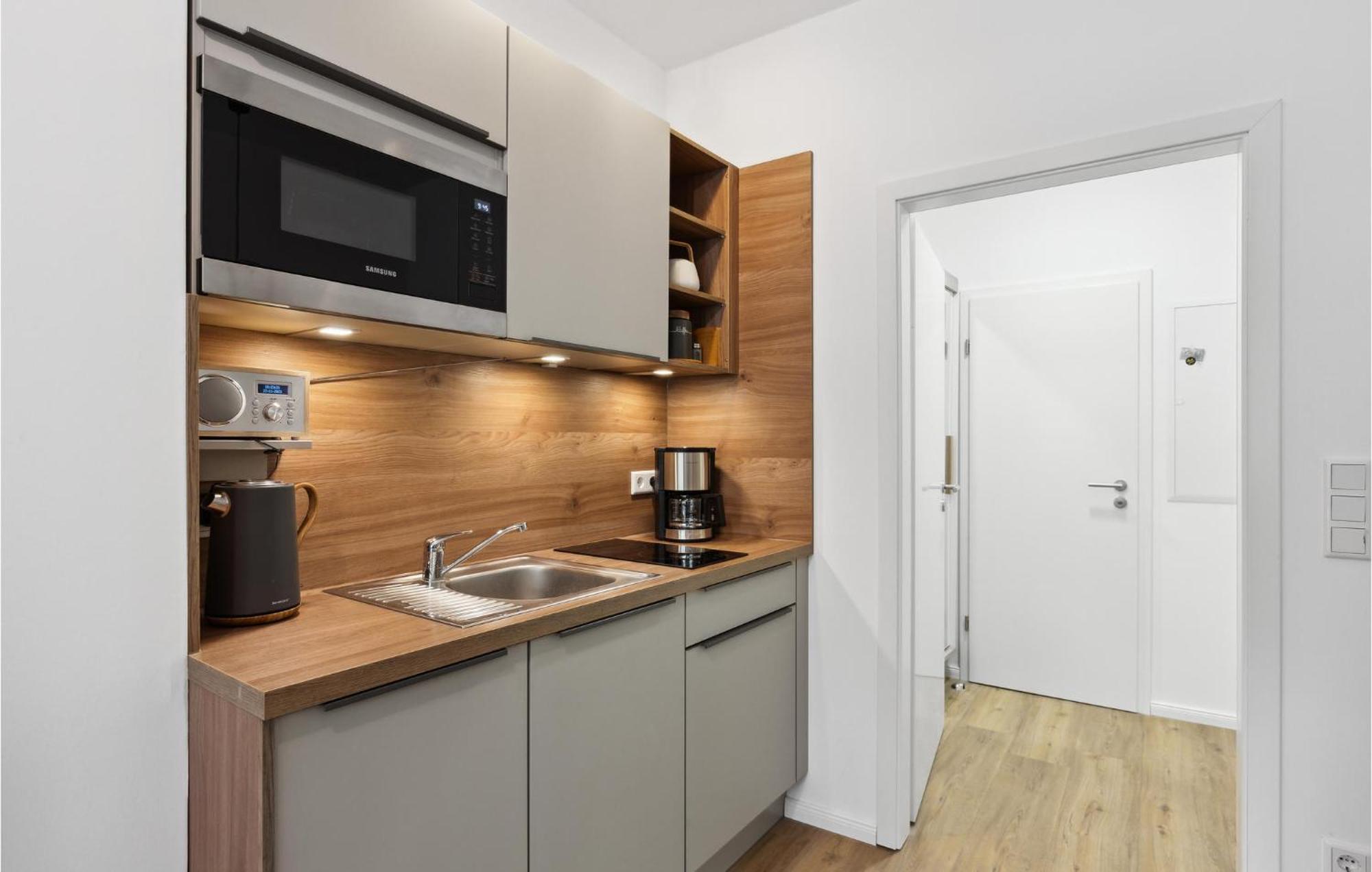 Pet Friendly Apartment In Naumburg With Kitchen Εξωτερικό φωτογραφία
