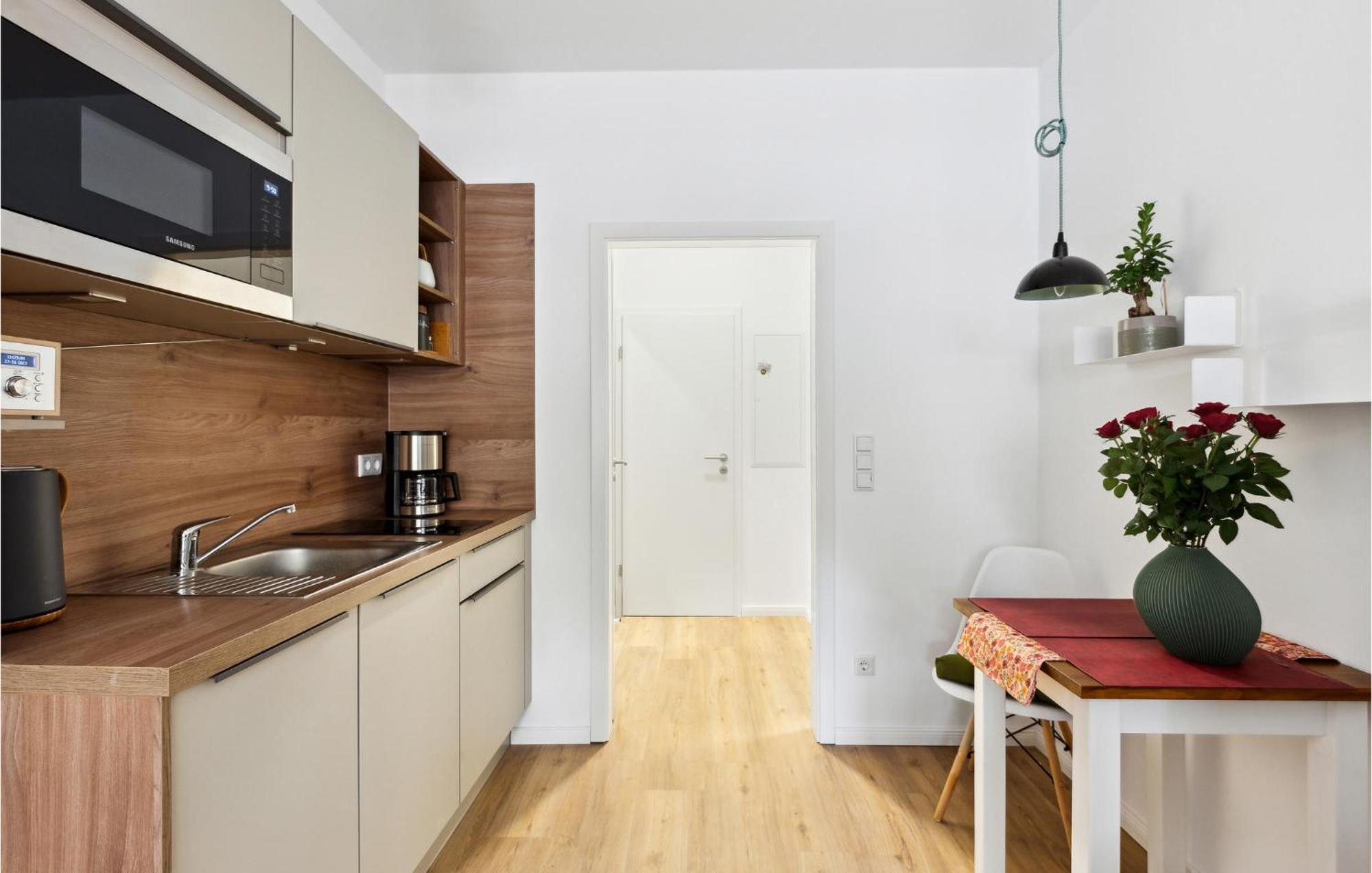 Pet Friendly Apartment In Naumburg With Kitchen Εξωτερικό φωτογραφία