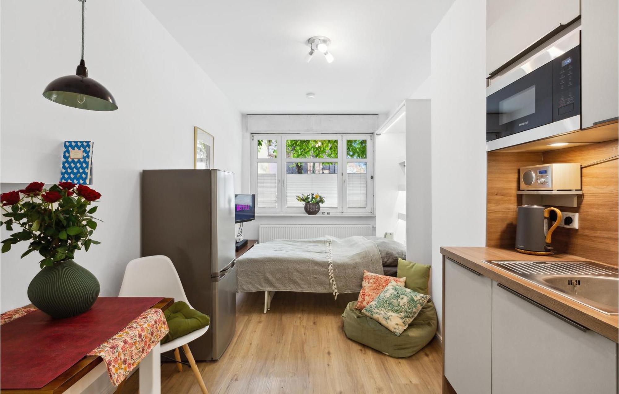 Pet Friendly Apartment In Naumburg With Kitchen Εξωτερικό φωτογραφία