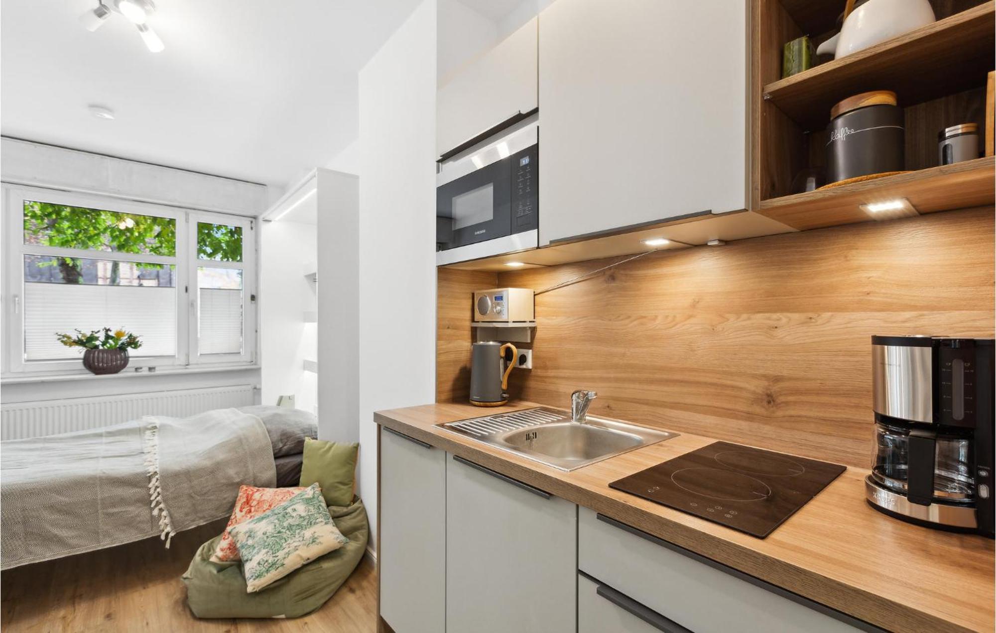 Pet Friendly Apartment In Naumburg With Kitchen Εξωτερικό φωτογραφία